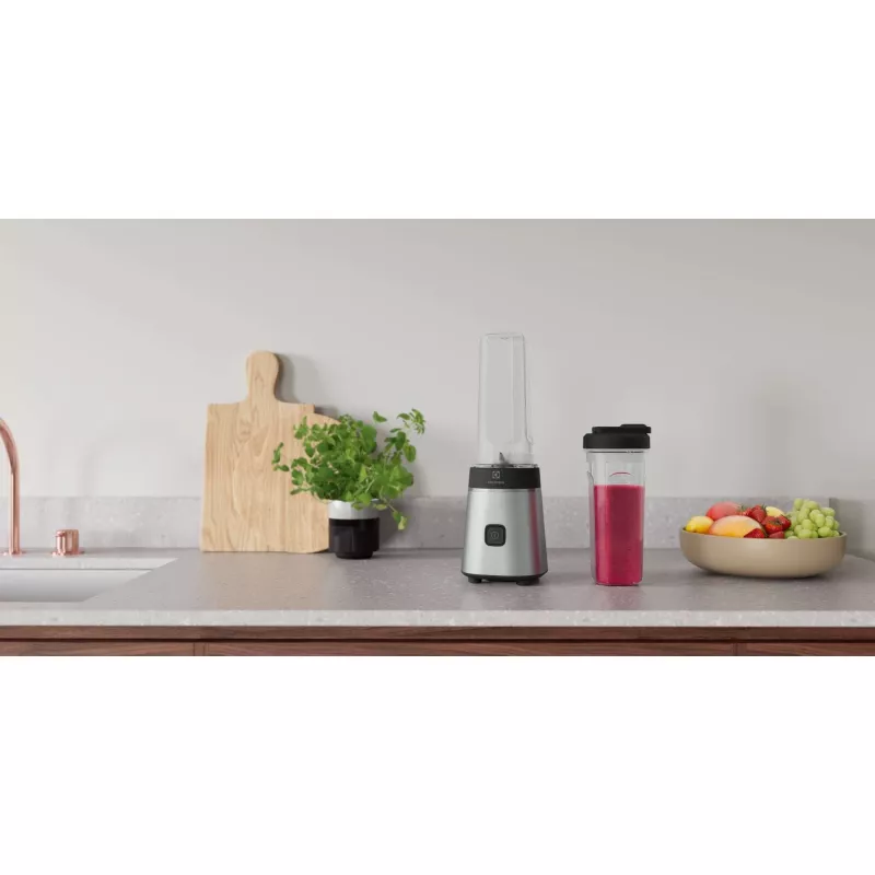 Electrolux Create 3 E3SB1-4ST sporta blenderis, 300 W