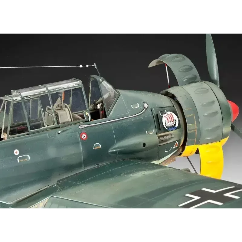 Plastmasas modelis REVELL ARADO AR 196A-3 hidroplāns mērogā 1:32