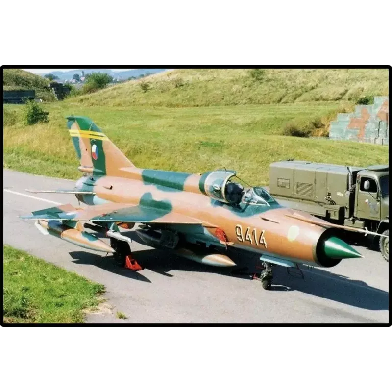 Cobi Mig-21 modeļa komplekts 396 gab. – Cobi Blocks konstruktoru komplekts