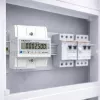Trīsfāzu elektroenerģijas skaitītājs QOLTEC 50980 — 400 V, 100 A ar atiestatīšanu