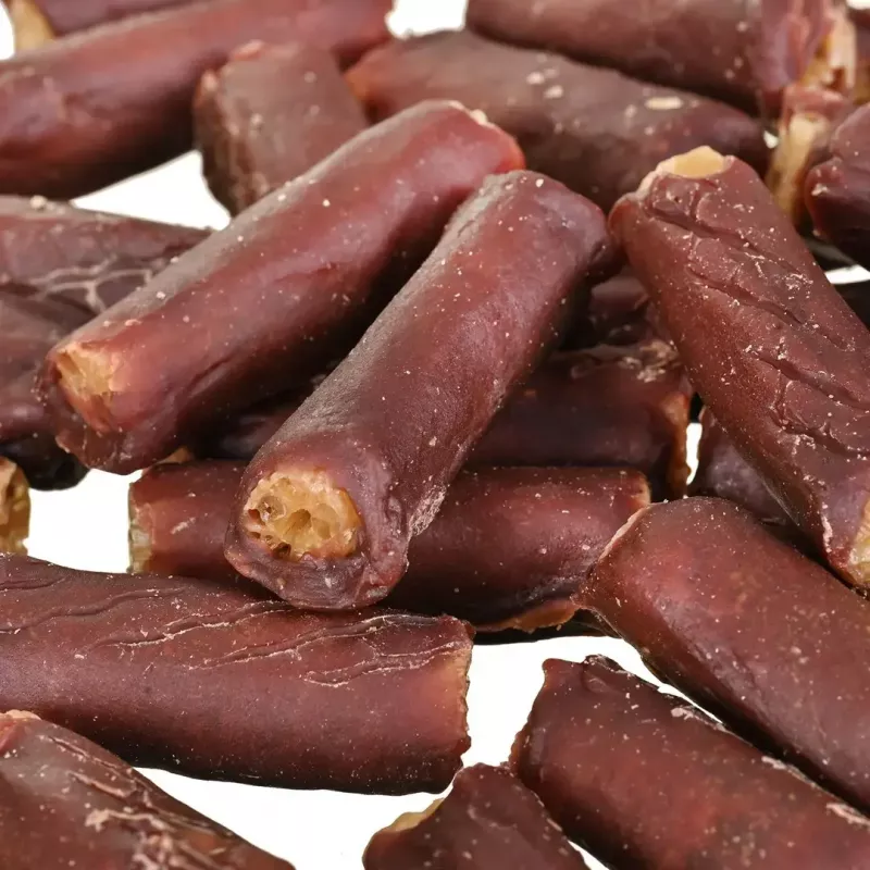 PETITTO suņu kārumu tūbiņas ar jēru, 500 g — papildinoša uzkoda suņiem