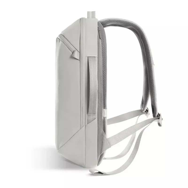 Mugursoma XDDESIGN Air P706.3219 — Pelēka, 15 L, klēpjdatora nodalījums līdz 15,6 collām, bloķējams galvenais slīdnis