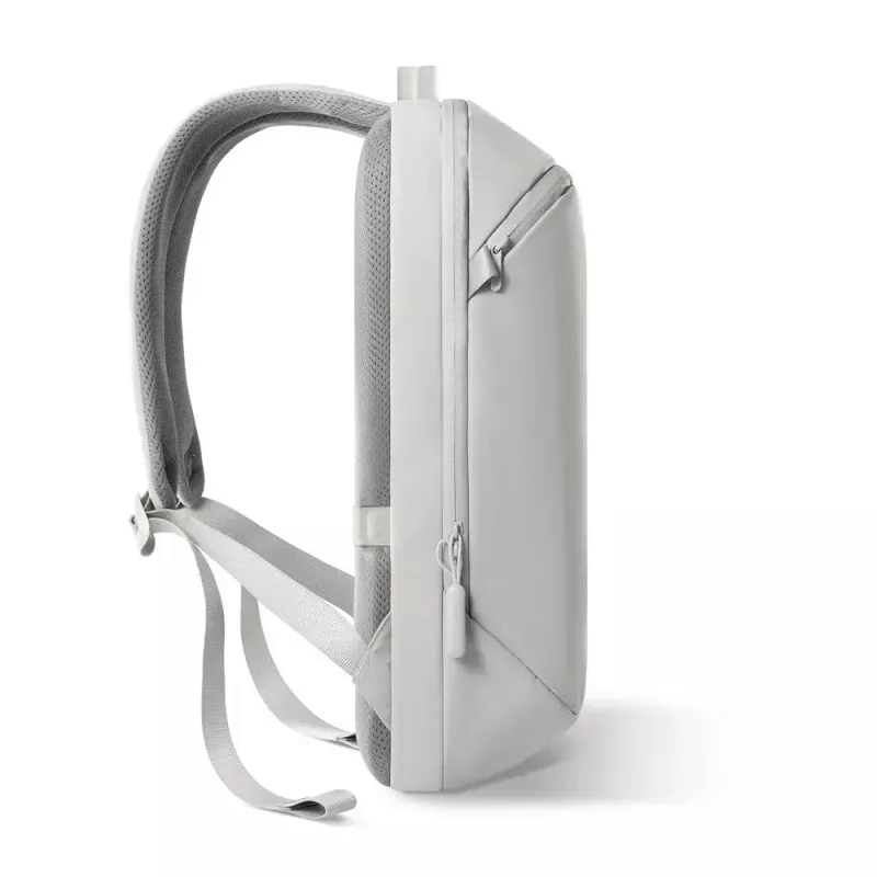 Mugursoma XDDESIGN Air P706.3219 — Pelēka, 15 L, klēpjdatora nodalījums līdz 15,6 collām, bloķējams galvenais slīdnis