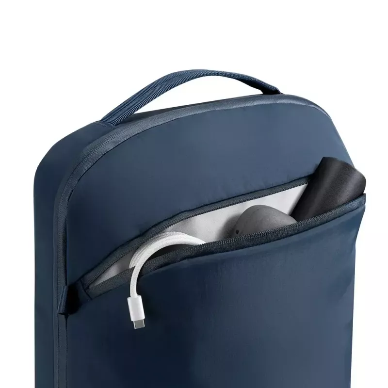 Mugursoma XDDESIGN Air Backpack NAVY P706.3225 — 15 L, piemērota līdz 15.6 collām (39.6 cm), bloķējams galvenais rāvējslēdzējs