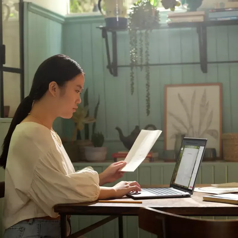 Klēpjdators HP ENVY x360 14 collas Ryzen 7 8840HS 16GB 512GB Win11Home