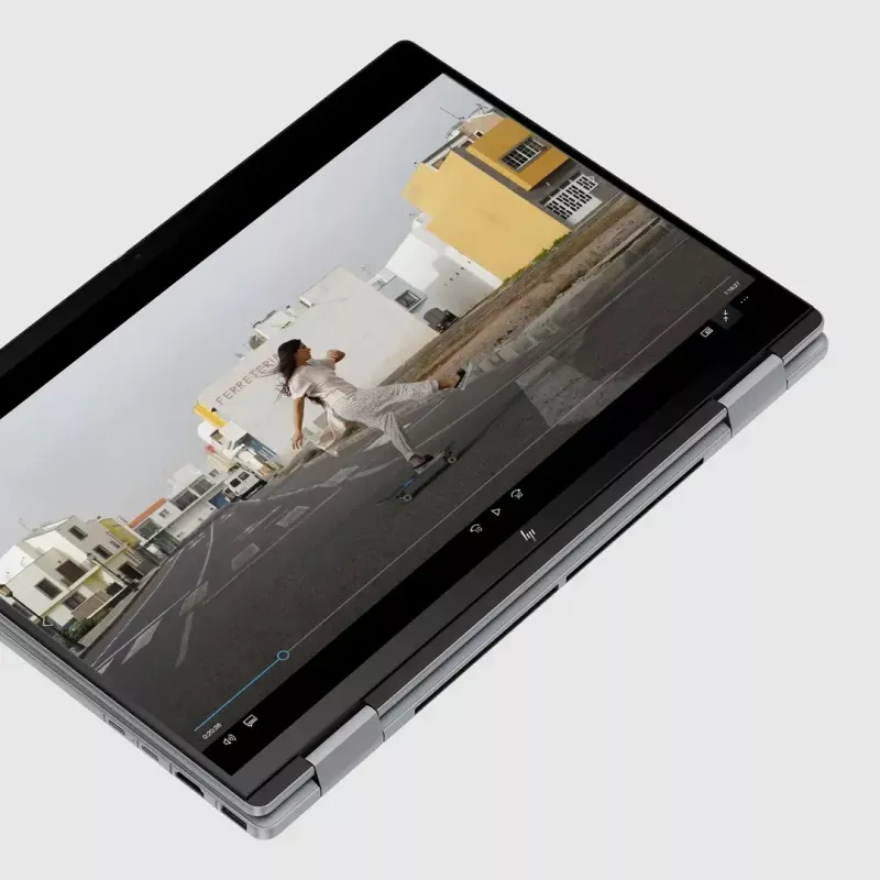 Klēpjdators HP ENVY x360 14 collas Ryzen 7 8840HS 16GB 512GB Win11Home