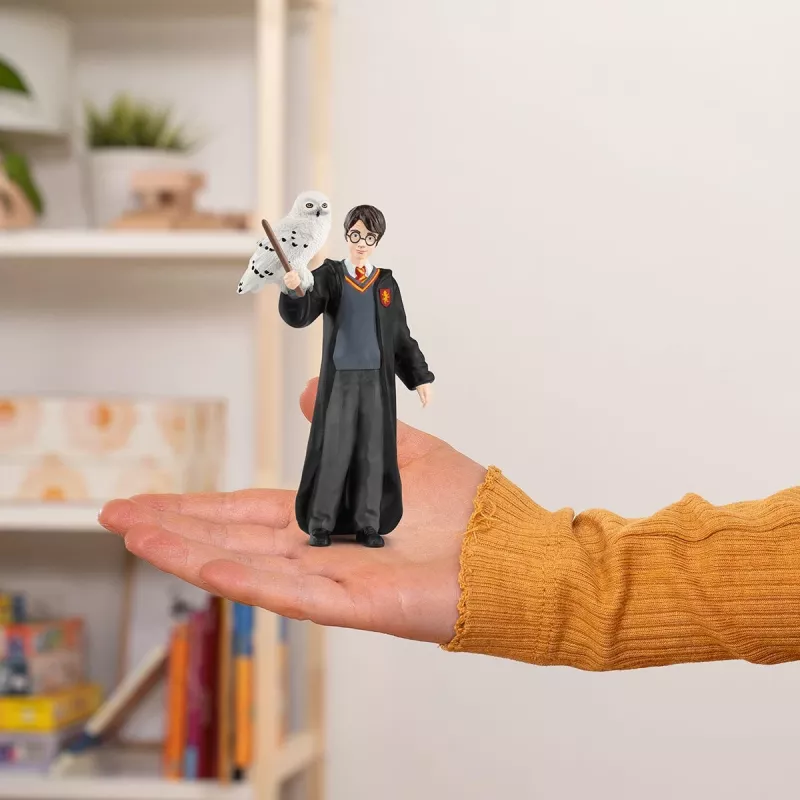 Figūriņa Schleich Harijs Poters un Hedviga Daudzkrāsaina 42633 Ieteicamais vecums 6+