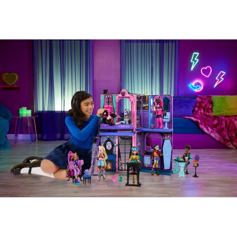 Monster High Boo-tique Hotel leļļu namiņš ar spocīgiem pārsteigumiem katrā istabā un 13+ aksesuāriem