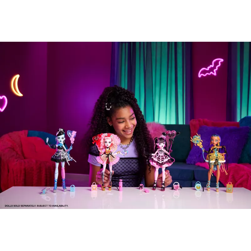 Lelle MATTEL Monster High Scary Sweet Birthday Cupid Asteria – kolekcionējama modes lelle, kustīga, tematisks tērps