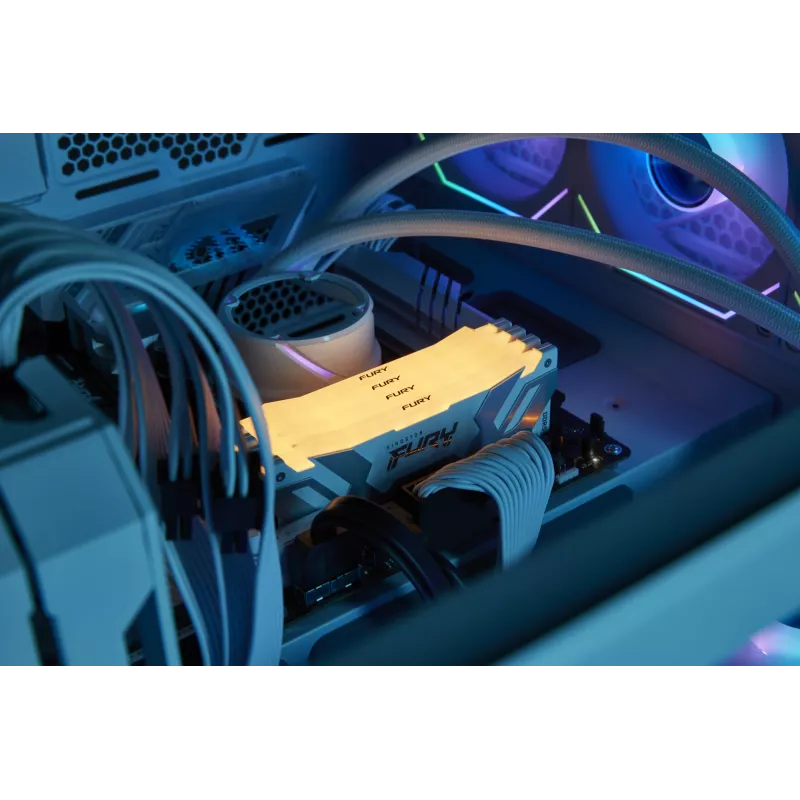 Desktop DDR5 32GB 6400MT/s CL32 288-pin DIMM Kingston FURY Renegade RGB balta 1.4V