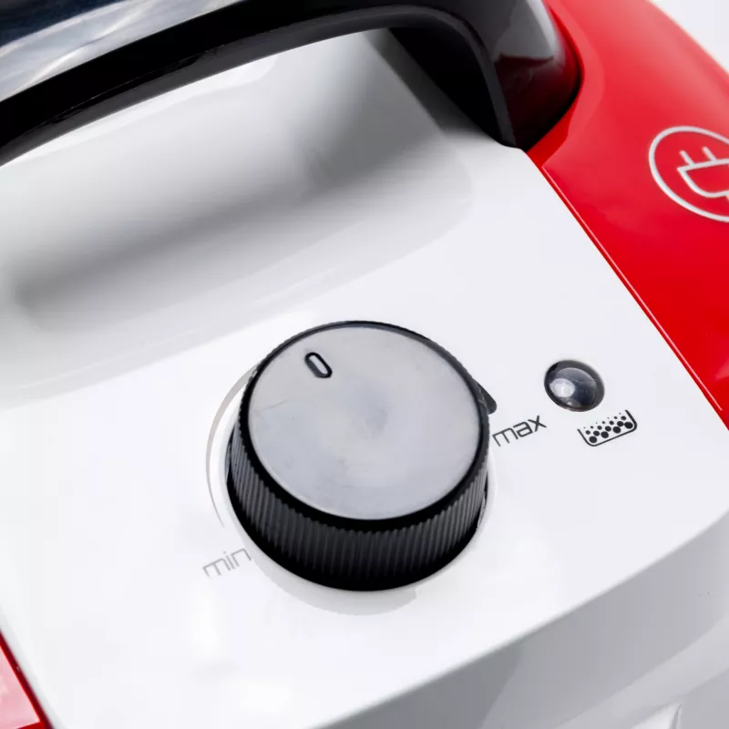 TORNADO VCCKC800RCL 800 W bezmaisa cilindriskā putekļsūcējs ar 7 m kabeli