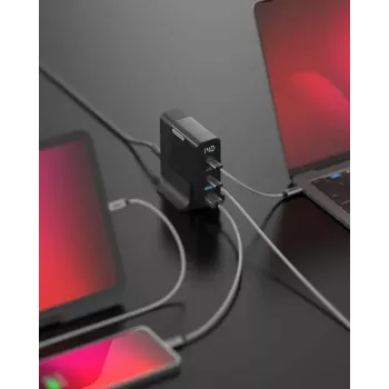 Mobilo ierīču lādētājs Sitecom CH-1004 — Universāls iekštelpu maiņstrāvas lādētājs, 100–240 V ieeja, līdz 20 V izeja, 3× USB-C, melns
