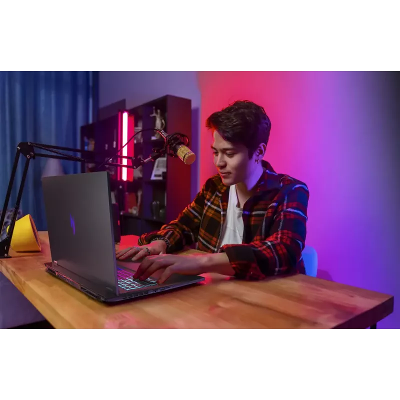 Acer Nitro 18 AI AMD AN18-61-R952 AMD Ryzen AI 9 365 klēpjdators 45,7 cm (18 collas) WQXGA 32 GB DDR5-SDRAM 2 TB SSD NVIDIA GeForce RTX 5070 Ti Wi-Fi 6E (802.11ax) Windows 11 Home vācu Melns