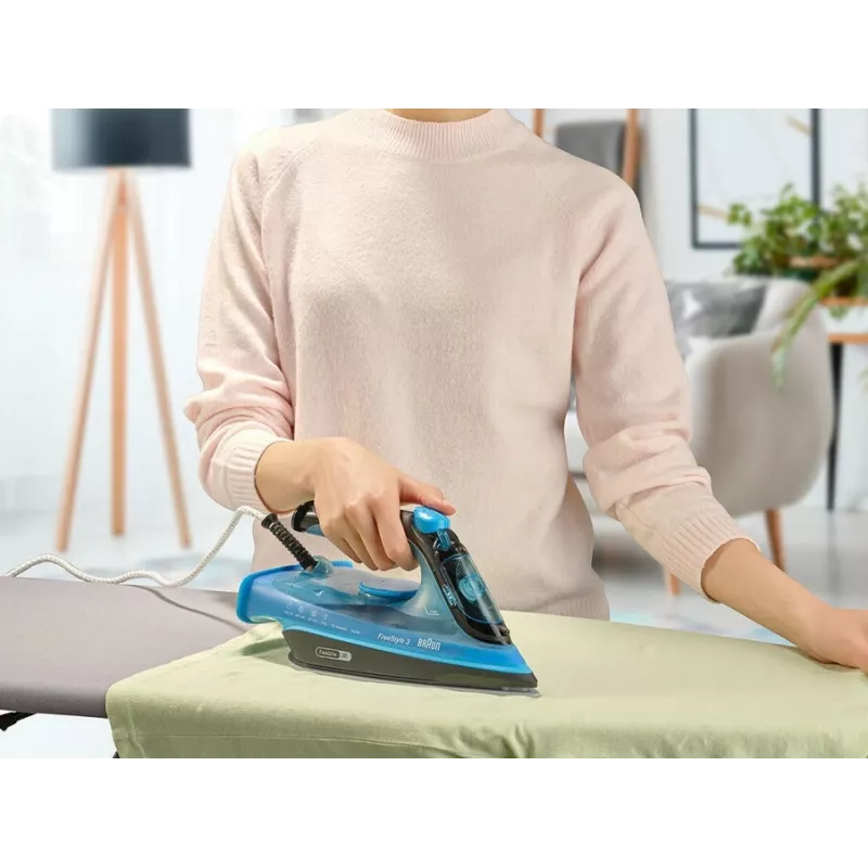Braun FI3194BK tvaika gludeklis ar keramikas zoli 2400 W melns, zils