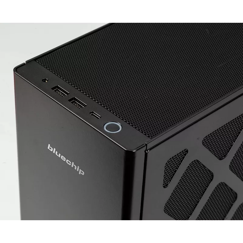bluechip GAMINGline S1970 Intel® Core™ i9 procesors 14900K / līdz 6.00 GHz, Windows 11 Home, 16 GB DDR5, 500 GB NVMe SSD, 2,5 Gbit/s + 10 Gbit/s Ethernet, Intel® Wi-Fi 6E, Bluetooth 5.3, PNY GeForce RTX™ 5060 Ti 8GB pārspīlēta divu ventilatoru DLSS 4