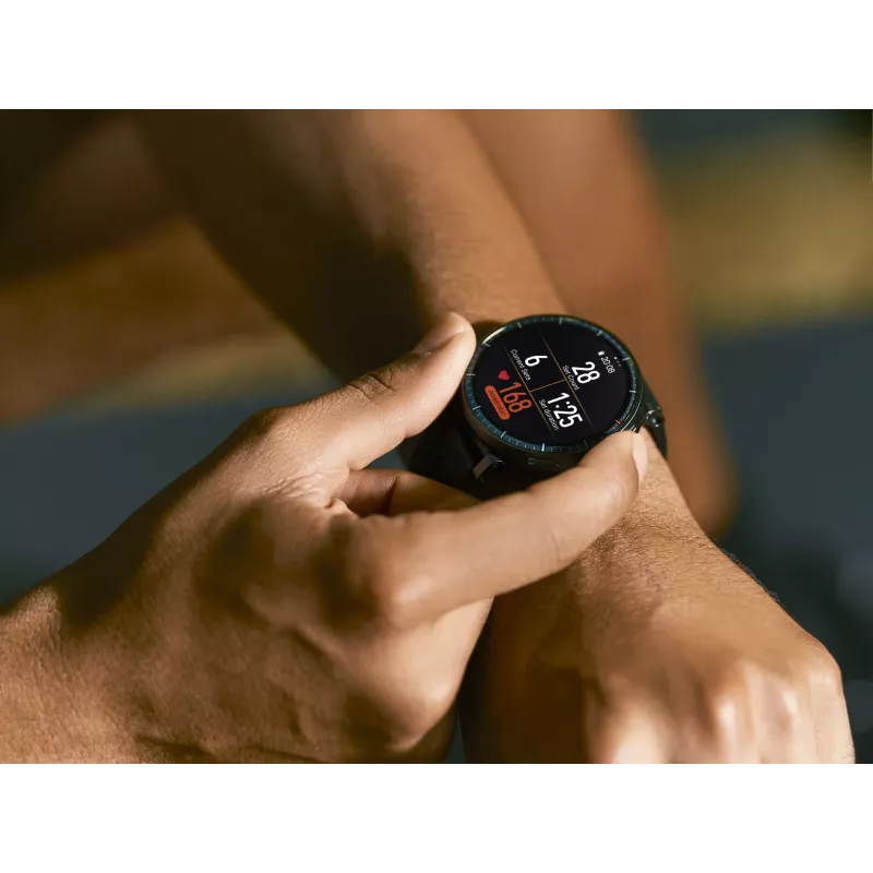Viedpulkstenis Amazfit Active Max apaļš AMOLED 1,5 collu 480×480 skārienekrāns 64 MB RAM 4 GB 658 mAh melns