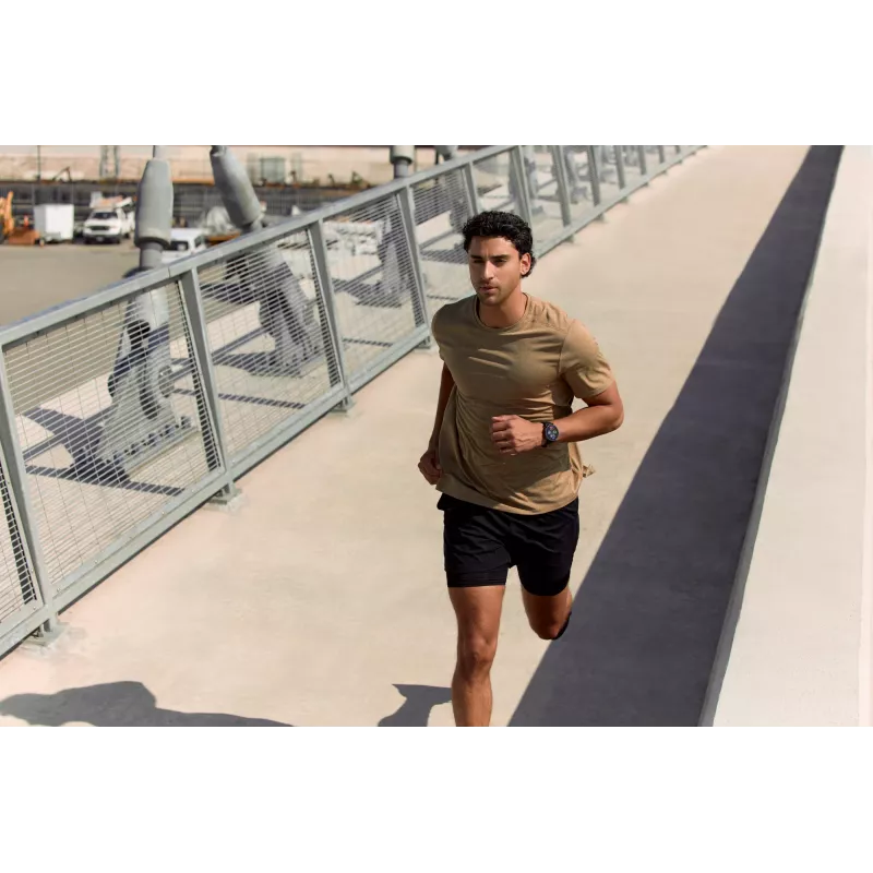 Viedpulkstenis Amazfit Active Max apaļš AMOLED 1,5 collu 480×480 skārienekrāns 64 MB RAM 4 GB 658 mAh melns