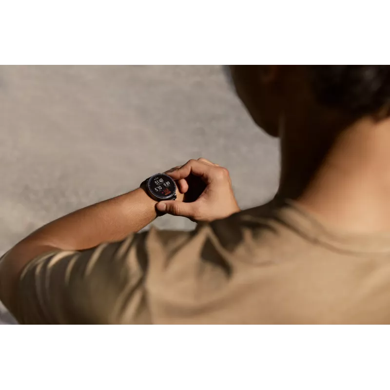 Viedpulkstenis Amazfit Active Max apaļš AMOLED 1,5 collu 480×480 skārienekrāns 64 MB RAM 4 GB 658 mAh melns