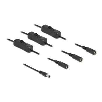 DeLOCK 86795 5,5 x 2,1 mm līdzstrāvas kabelis (vīrišķais uz 3 x sievišķo) ar slēdzi, 1 m