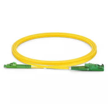 Optiskās šķiedras komutācijas kabelis EQUIP E2000/APC uz LC/APC 7.00 m SM Duplex OS2 dzeltens