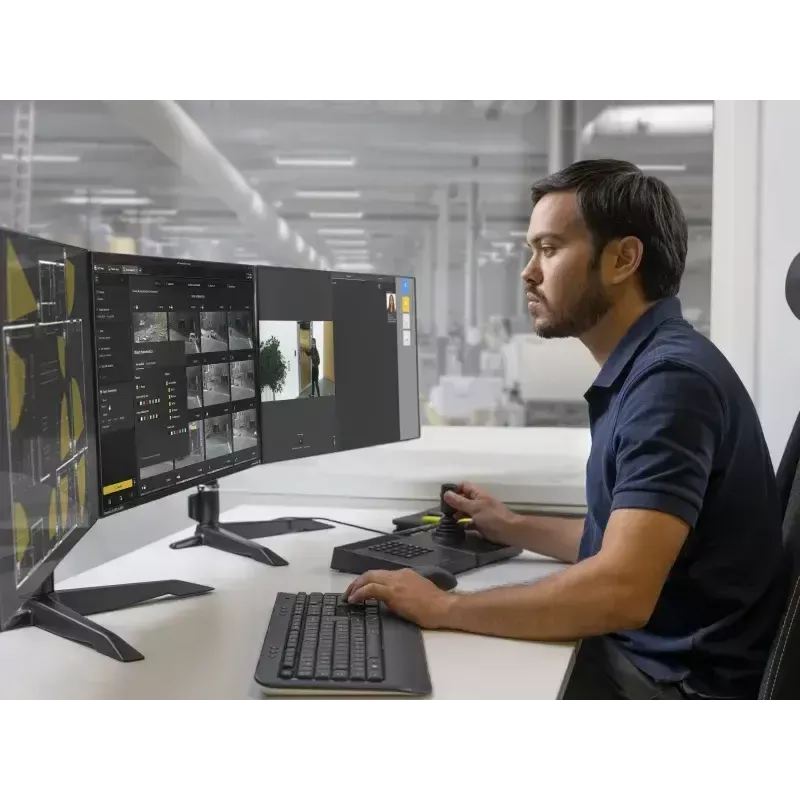 Video kodētājs/dekodētājs AXIS S9302 MkII melns — 1 video ieeja, 36 kanālu atskaņošana, 16 GB iekšējā atmiņa, 100–240V maiņstrāva