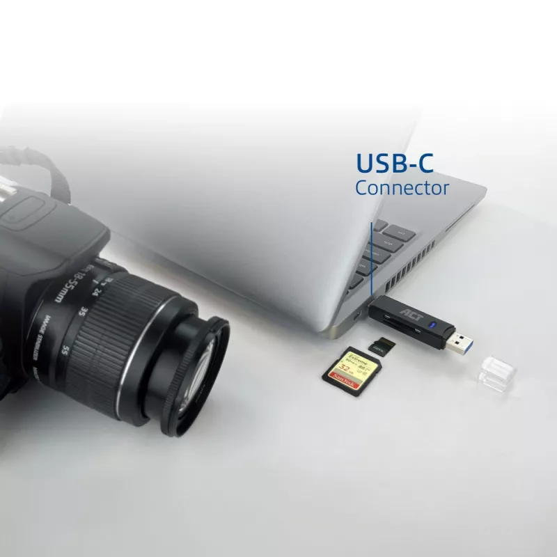 Karšu lasītājs ACT USB-C/USB-A 3.0 Melns