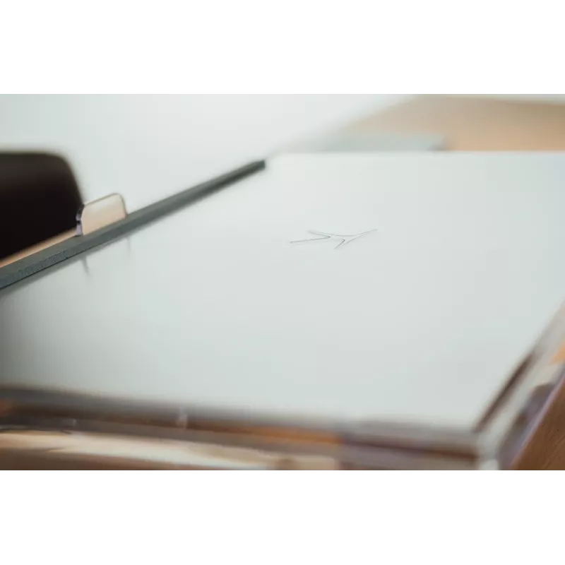 BakkerElkhuizen FlexDesk 640 ar ComfortRead regulējamu augstumu galds