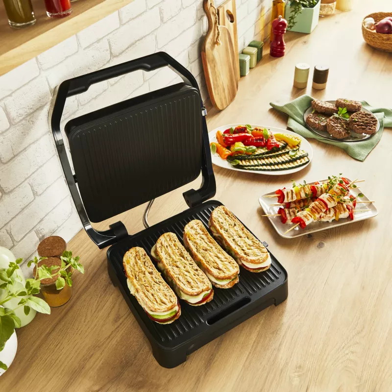 Kontaktgrils Tefal Inicio Adjust GC272D10 ar nepiedegošām plāksnēm un regulējamu temperatūru