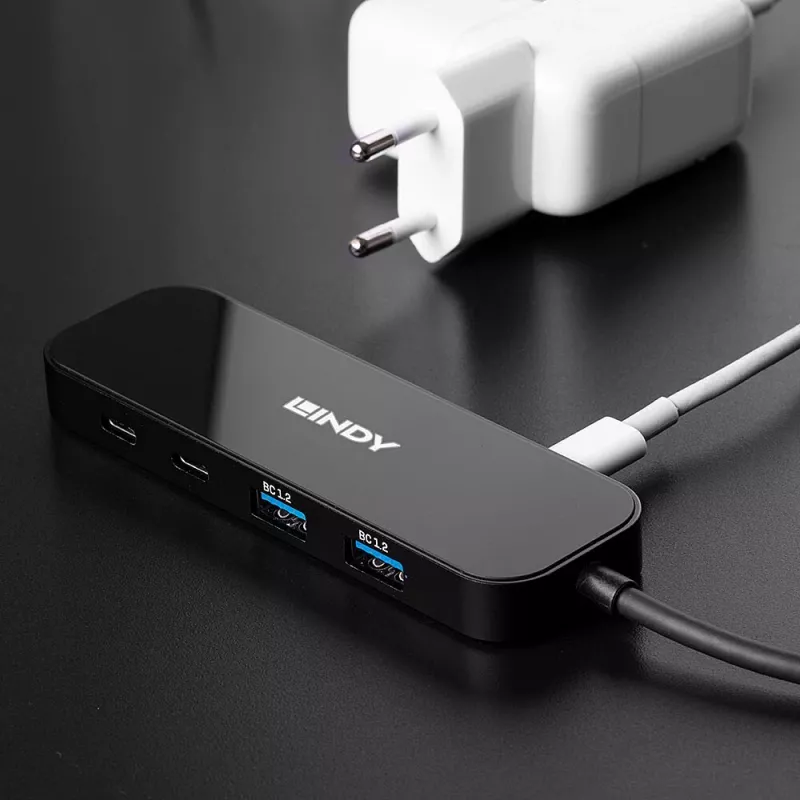 Lindy 43334 USB 3.2 Gen 1 Type-C centrmezgls, 4 portas