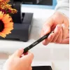 Izvelkama gēla pildspalva Sharpie S-Gel Melns — balts korpuss, 0,7 mm vidēji plats uzgalis, klips, piemērota abām rokām