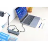 Manhattan USB-C dokstacija/rumbis ar karšu lasītāju, pieslēgvietas (7): Ethernet, HDMI, USB-A (3) un USB-C (2), ar Power Delivery (PD) 100 W – nepieciešams ārējs USB-C lādētājs (nav iekļauts). Darbināms ar USB (nav nepieciešams ārējs barošanas avots), ja PD netiek izmantots