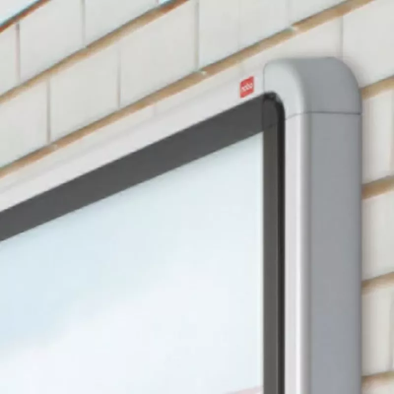 Nobo Premium Plus āra magnētiskā slēdzamā ziņojumu tāfele 6xA4