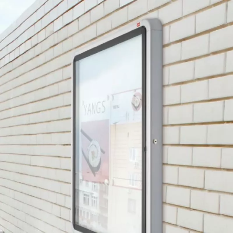 Nobo Premium Plus āra magnētiskā slēdzamā ziņojumu tāfele 6xA4