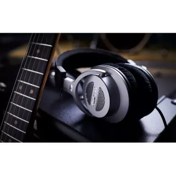 Austiņas Roland RH-A30