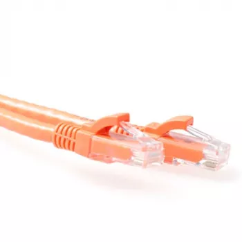 ACT oranžs 10 metru U/UTP CAT6 komutācijas kabelis ar aizsargātu spraudni un RJ45 savienotājiem