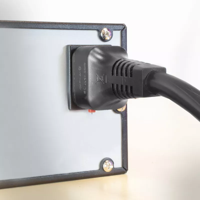 ACT Powercord C19 IEC Lock - atvērts gals melns 2 m, PC1174, 5 gab. iepakojumā