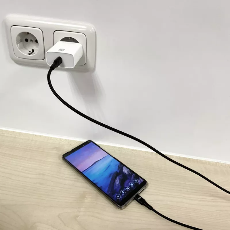 ACT USB 2.0 uzlādes/datu kabelis C vīr. – C vīr. 1 metrs, neilons