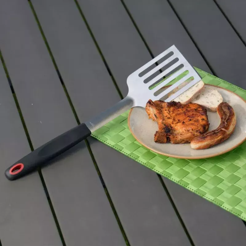 Vārīšanas lāpstiņa Westmark 15092280 — plastmasas/TPE galviņa, nerūsējošā tērauda rokturis, 430×88×25 mm, melna/sarkana