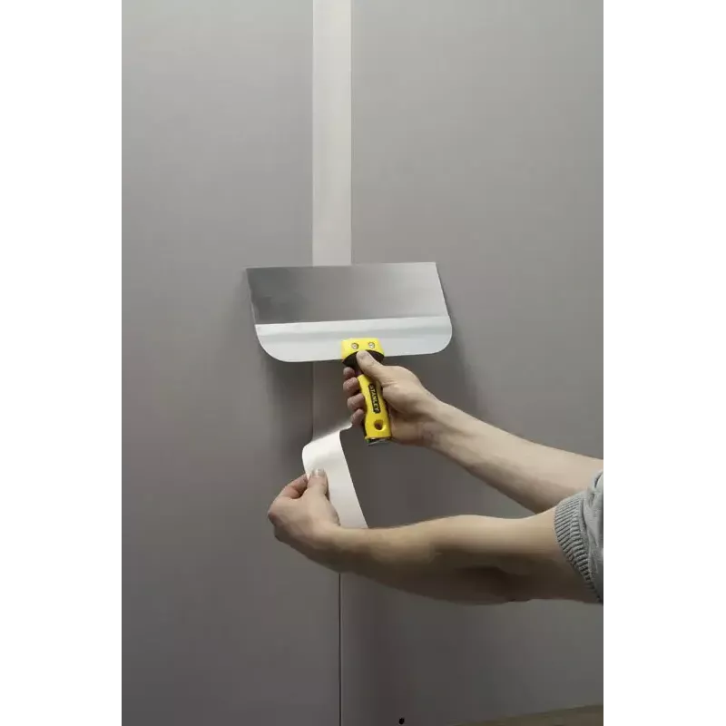Lāpstiņa STANLEY no nerūsējošā tērauda THT0-05776, asmens 30,5 cm, garums 310 mm, melns/dzeltens rokturis