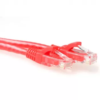 ACT sarkans 1,5 metru U/UTP CAT6A komutācijas kabelis ar aizsargātiem RJ45 savienotājiem