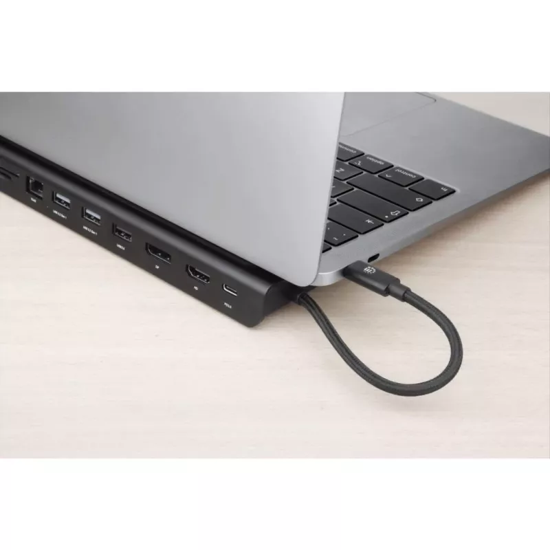 Manhattan USB-C dokstacija/centrmezgls ar karšu lasītāju un MST, pieslēgvietas (x9): Audio 3.5mm, DisplayPort, Ethernet, HDMI, USB-A (x3), USB-C un VGA, ar Power Delivery (100W) USB-C pieslēgvietai (Piezīme: nepieciešams USB-C sienas lādētājs un USB-C kabelis), Visas pieslēgvietas var izmantot vienlaicīgi