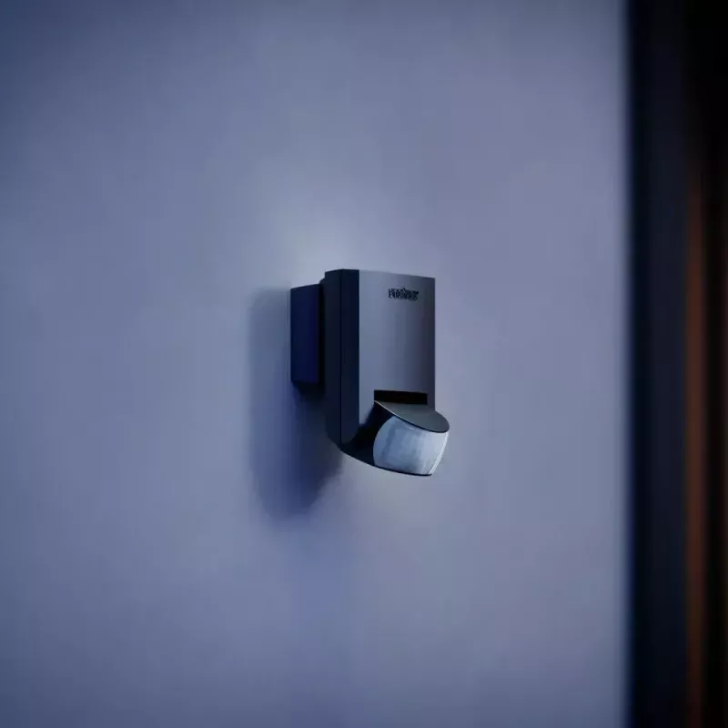 Pasīvais infrasarkanais sensors STEINEL IS 130-2 vadu montāža pie sienas melns