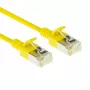 ACT dzeltenais 7 m LSZH U/FTP CAT6A datu centra plānsavienojuma kabelis ar nesaaugšanas RJ45 savienotājiem