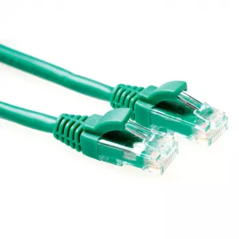 ACT zaļa 2 metru U/UTP CAT5E komutācijas kabelis, komponentu līmeņa ar RJ45 savienotājiem