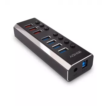 Lindy 4 portu USB 3.0 centrmezgls ar 3 Quick Charge 3.0 pieslēgvietām