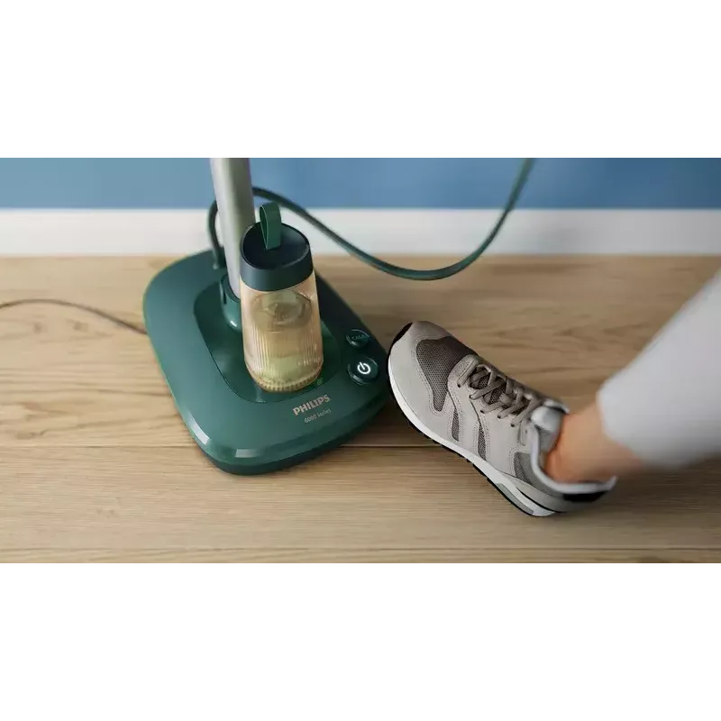 Vertikālais apģērbu tvaicētājs Philips AIS6020 1800 W, 1,1 l ūdens tvertne, nepārtraukta 45 g/min, pastiprināta 90 g/min, OptimalTEMP