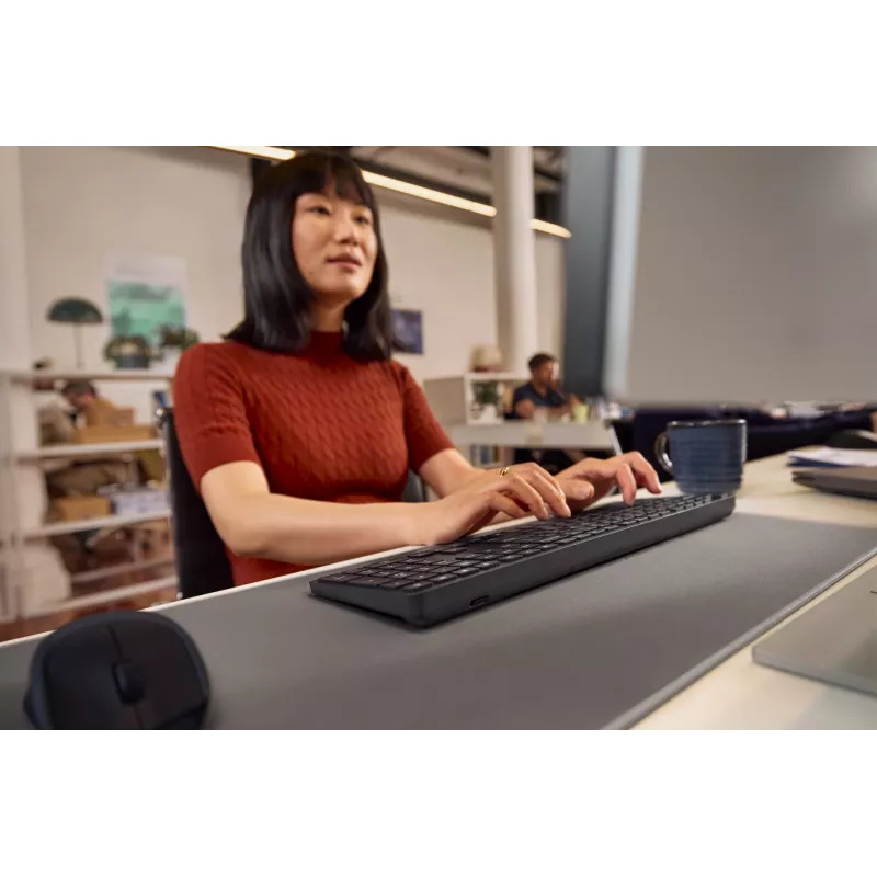 Tastatūras un peles komplekts KINGSTON 490C — pilna izmēra bezvadu (RF + Bluetooth), melns, ietver peli