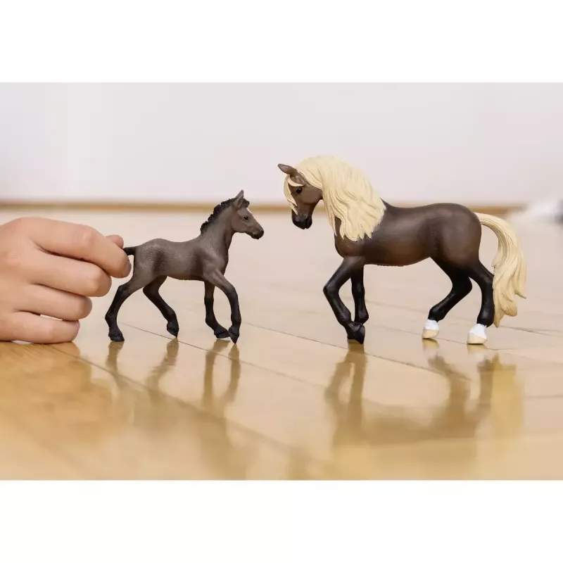 Schleich zirga figūriņa Peruvian Paso Stallion modelis 13952, no 5 gadu vecuma, bēša/brūna