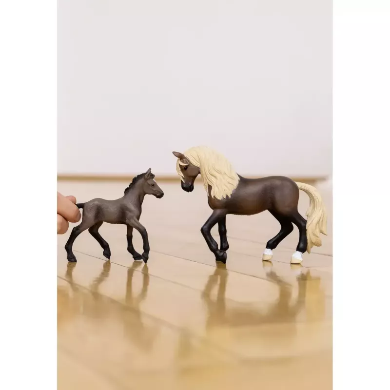 Schleich zirga figūriņa Peruvian Paso Stallion modelis 13952, no 5 gadu vecuma, bēša/brūna