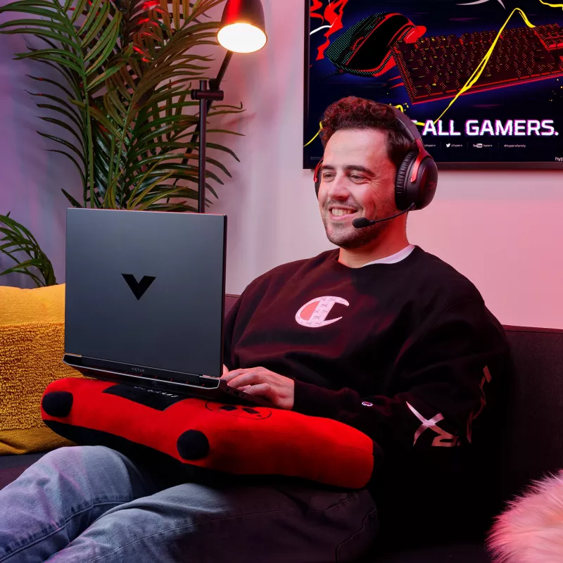 HyperX Cloud III Wireless - spēļu austiņas, melnas, Ķīna, apkārtauss, slēgtas, aktīva, 155 mm